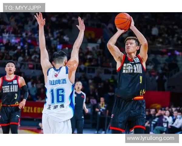 深圳马可波罗与青岛的精彩对决谁将赢得这场篮球盛宴