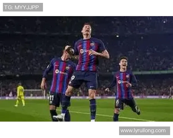 勇士与骑士激战正酣1月17日赛季巅峰对决精彩回顾与分析