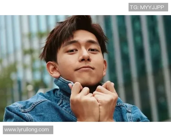 徐杰:从青涩少年到篮球场上的璀璨明星之路