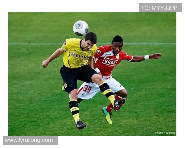 阿尔克与维迪斯顿激战正酣谁将笑到最后争夺胜利荣耀