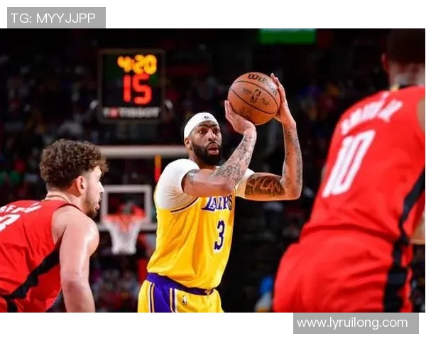 20181212火箭与湖人激战成名球星对决引发球迷热议