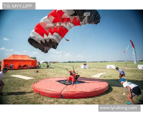 中国对阵捷克的精彩较量将在26号上演，期待两队的巅峰对决与精彩表现