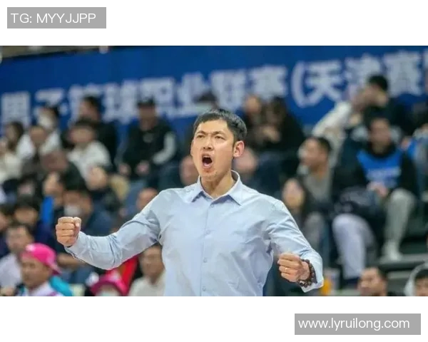 张庆鹏:从篮球场上的传奇到生活中的奋斗者的精彩人生旅程