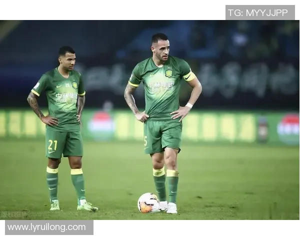 武汉排球队边路渗透战术解析与实战应用探讨