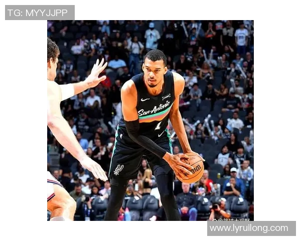 马刺与快船七场精彩对决录像回顾与分析全景展示